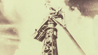 Exploding Wind Turbine Video is Destruction Delicious
